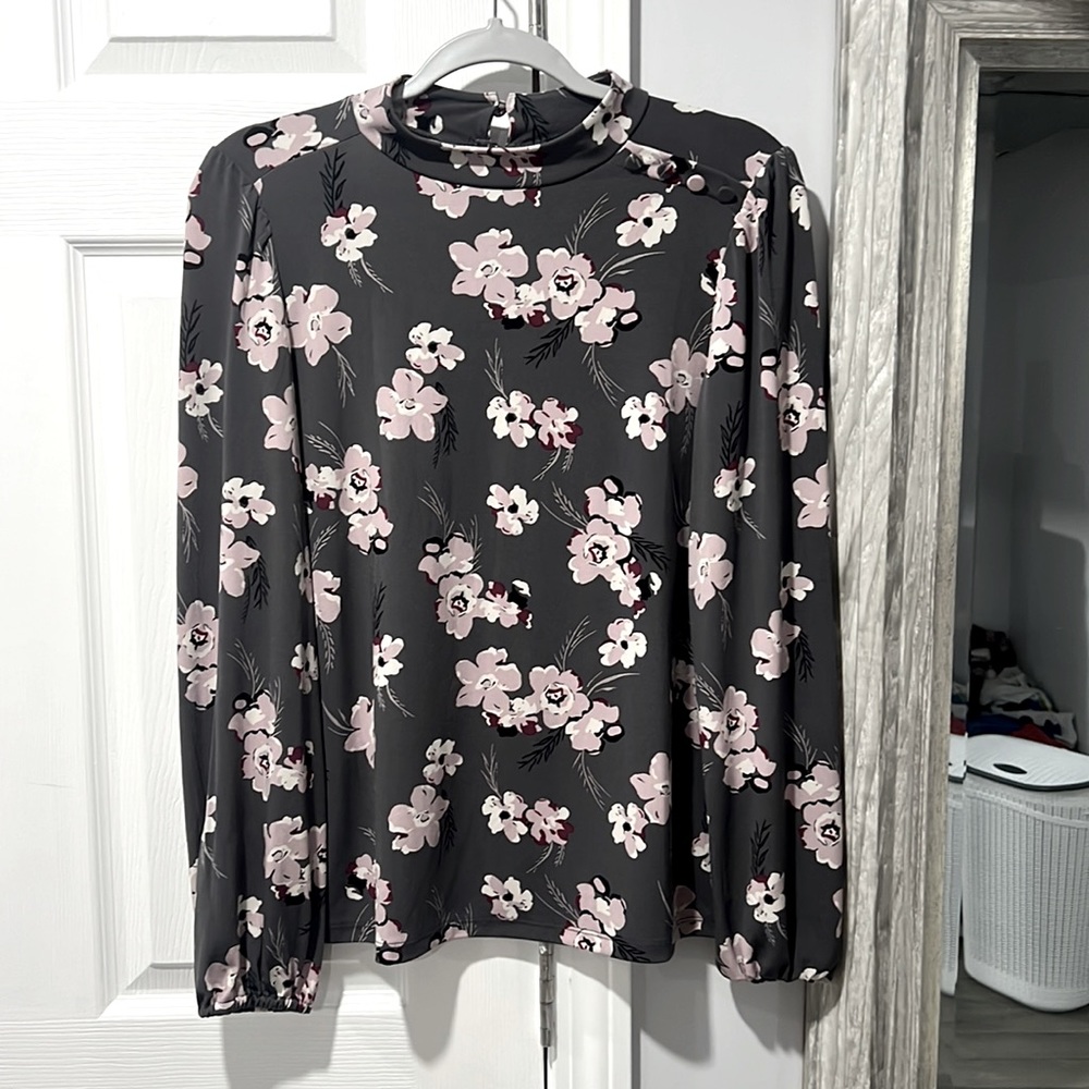Floral shirt